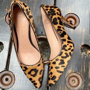Veronica Beard “Lisa Pump” Animal Print Pony Hair Heels - Size 7.5